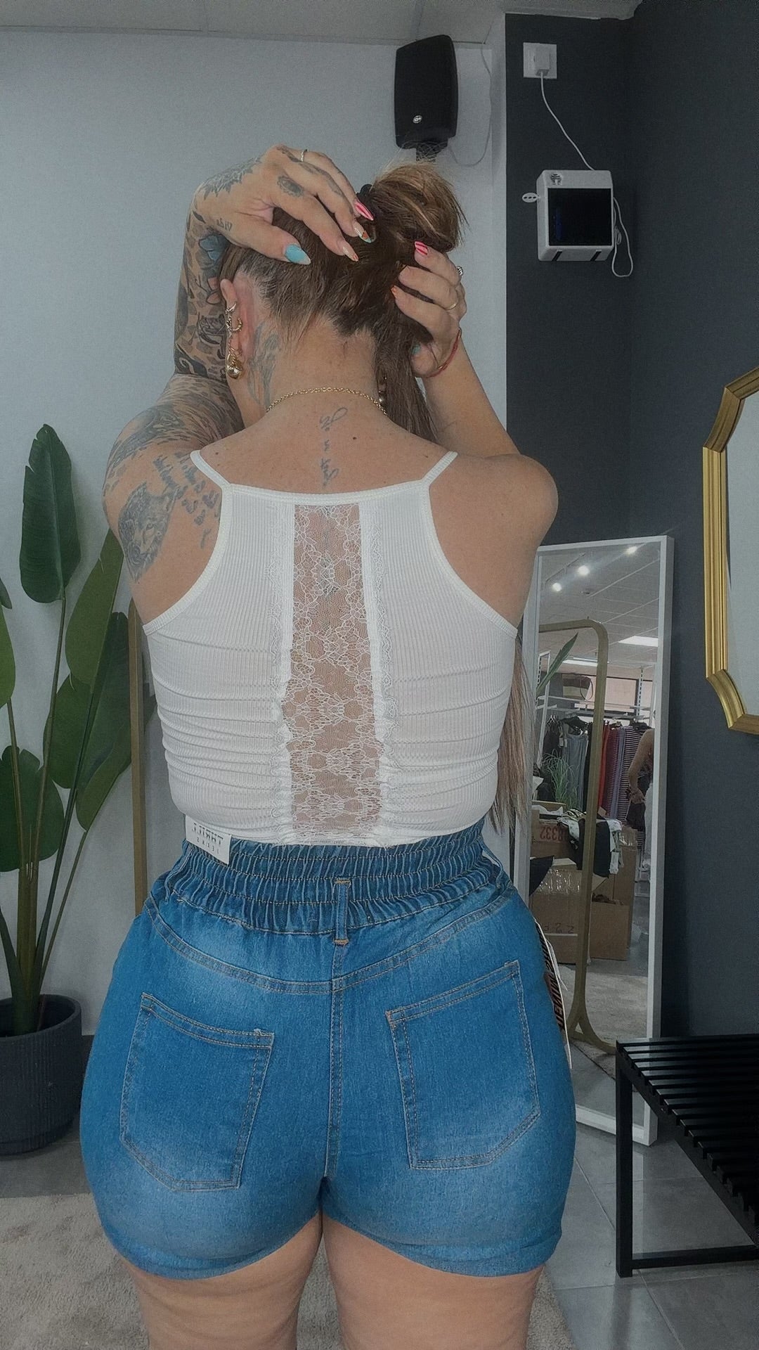 Tops Dayana
