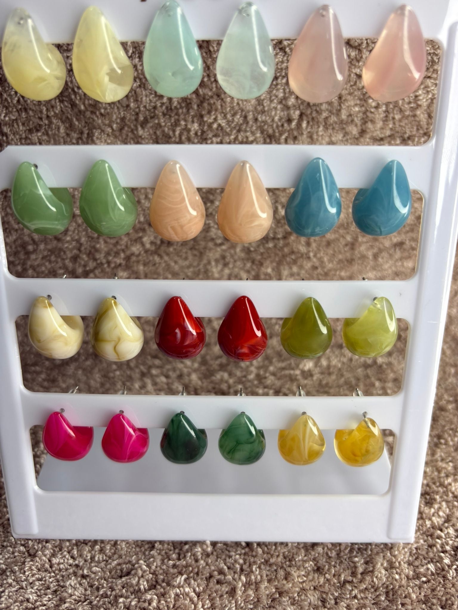 Pendiente lágrima colores