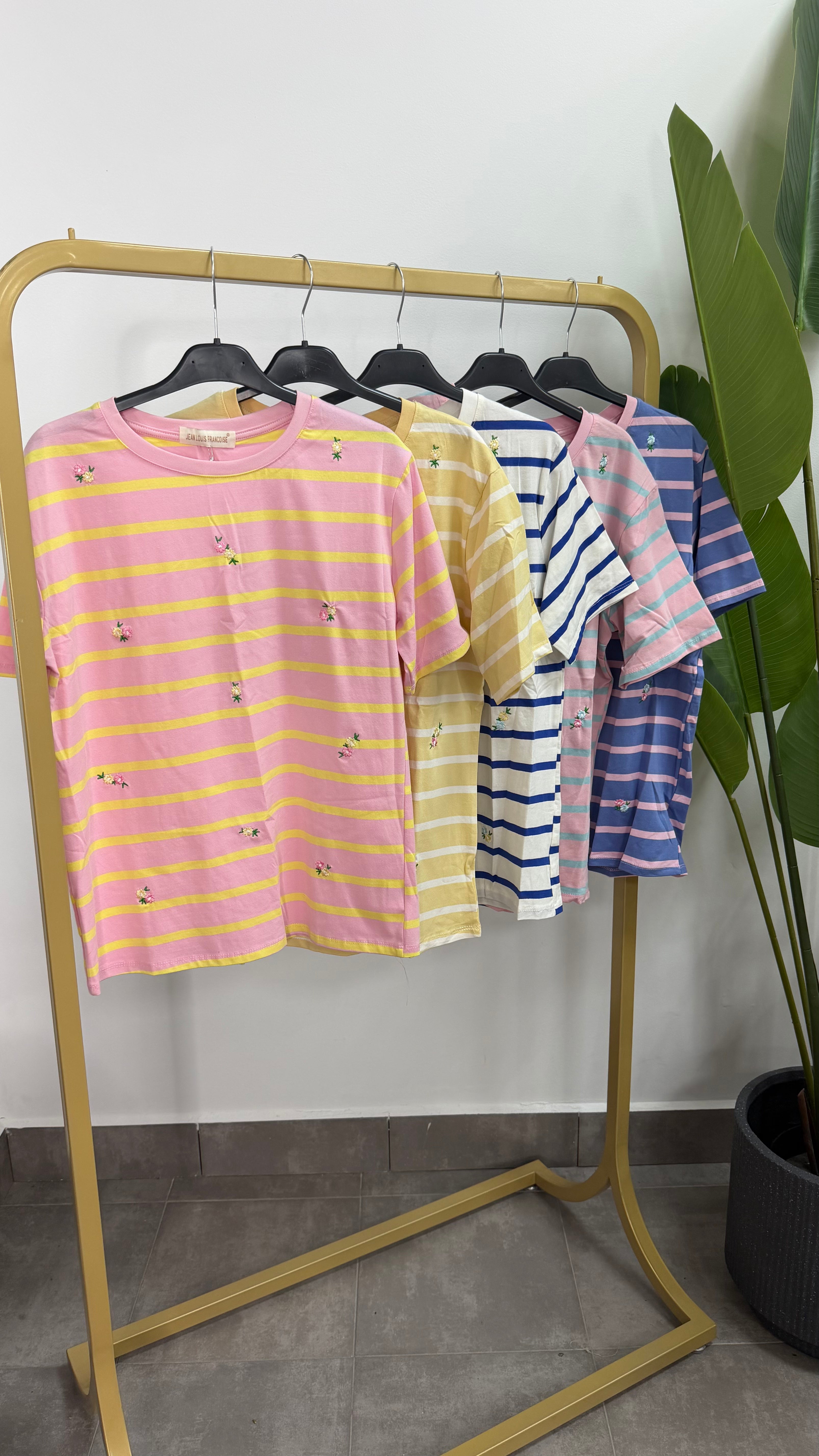 Camiseta flores
