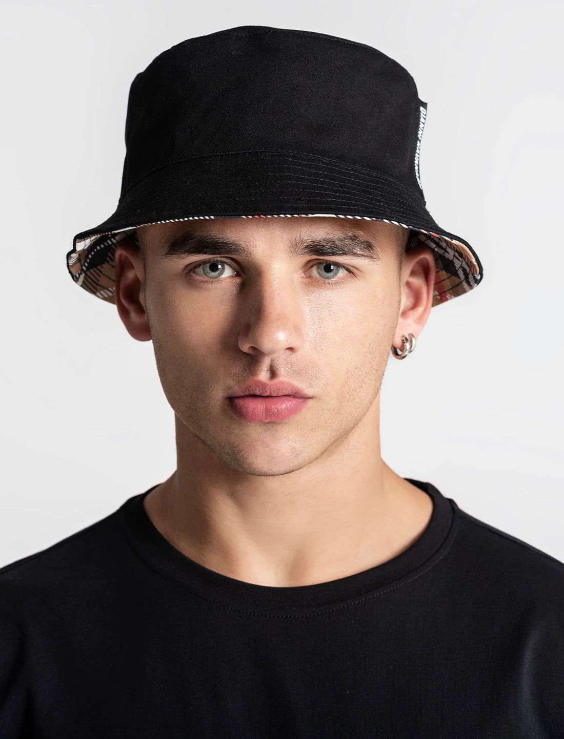 GORRA NEGRA THE CLUB